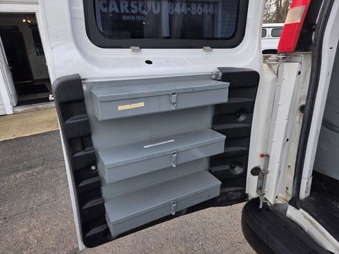 Used 2013 Chevrolet Express 2500 image 21