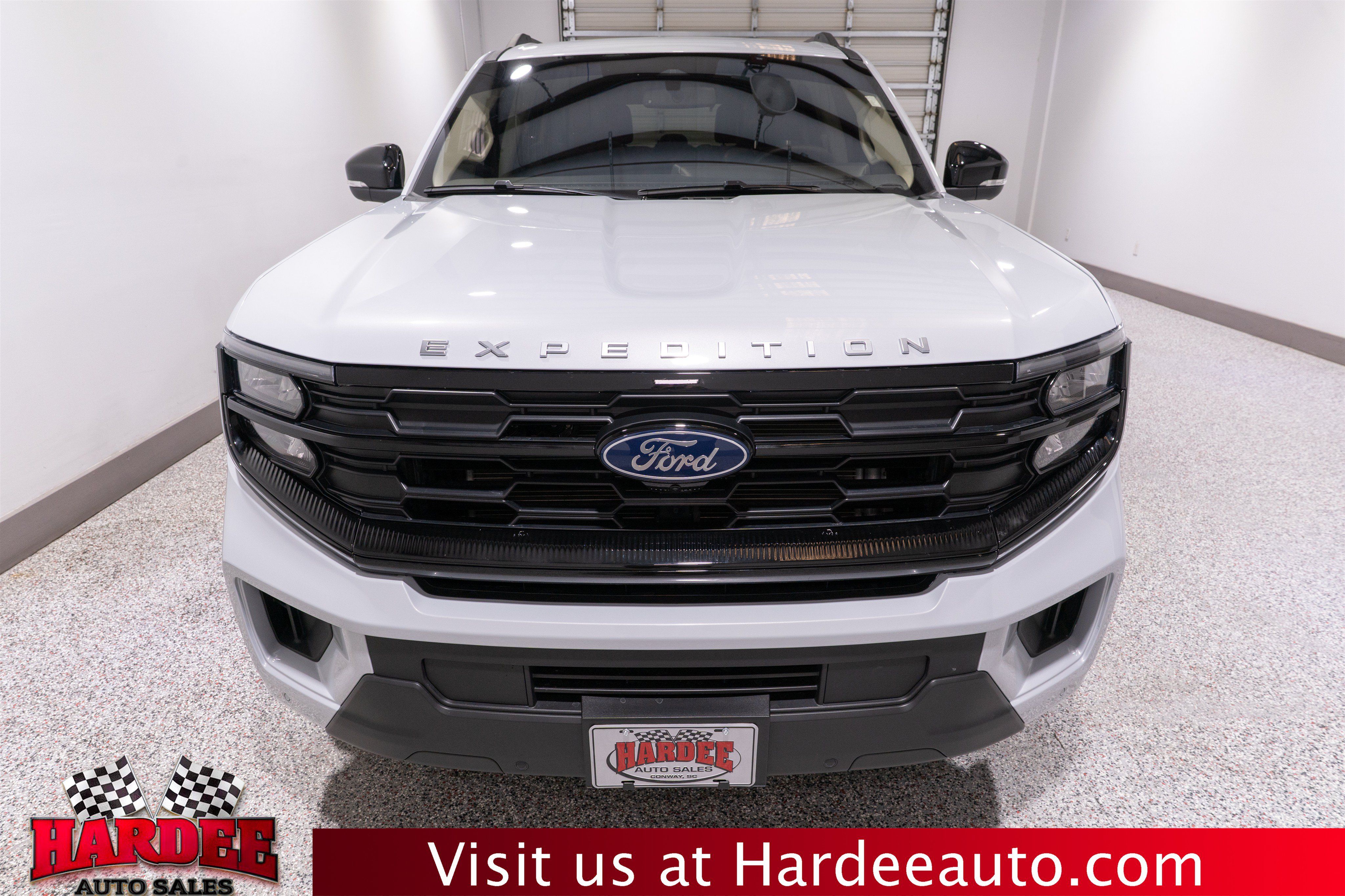 Used 2025 Ford Expedition Active AWD/4WD image 7
