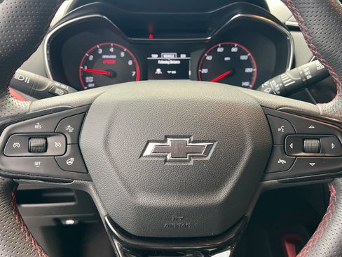 Used 2023 Chevrolet TrailBlazer RS w/ Convenience Package image 23