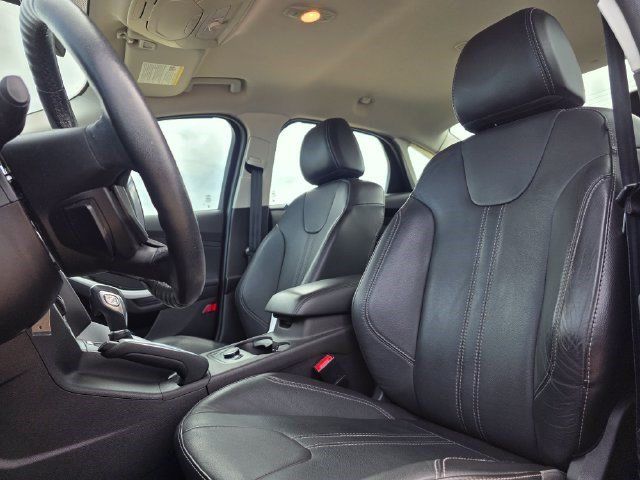 Used 2014 Ford Focus SE w/ Equipment Group 201A FWD image 22