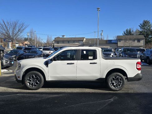 New 2025 Ford Maverick XLT w/ Equipment Group 301A AWD/4WD image 7