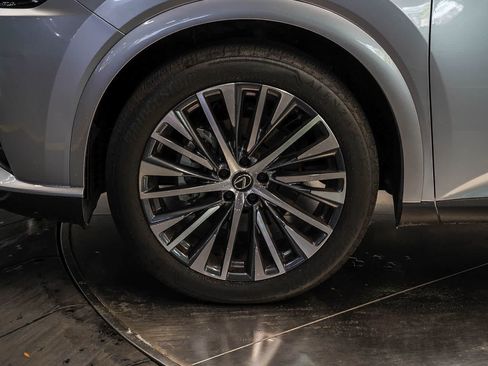 Used 2024 Lexus RX 350 Premium Plus w/ Cold Area Package FWD image 9