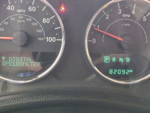 Used 2015 Jeep Wrangler Unlimited Sahara image 9