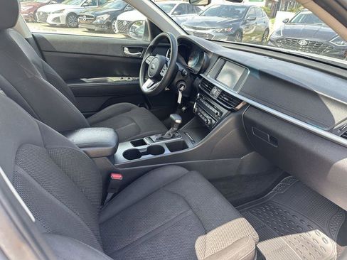 Used 2020 Kia Optima LX FWD image 11