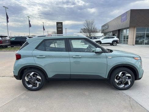 New 2026 Hyundai Venue SEL image 7