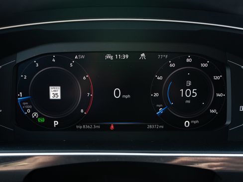 Certified 2023 Volkswagen Tiguan SEL R-Line AWD/4WD image 17