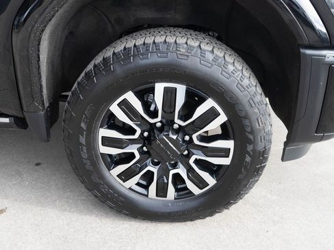 Used 2024 GMC Sierra 2500 Denali Ultimate image 37