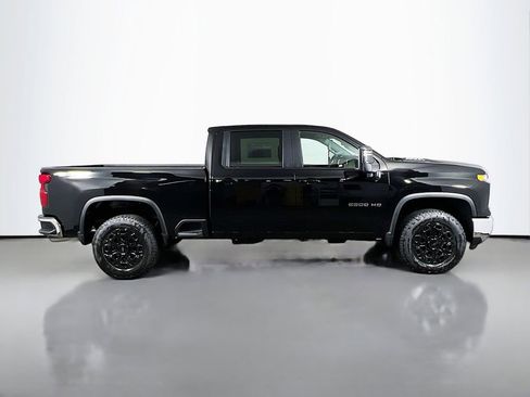 New 2026 Chevrolet Silverado 2500 LT w/ Leather Package AWD/4WD image 4