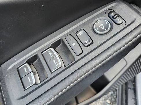 Used 2024 Honda Accord Sport image 37