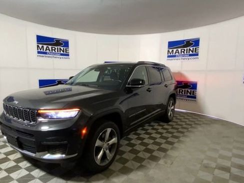 Used 2022 Jeep Grand Cherokee L Limited image 6
