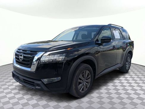 Used 2025 Nissan Pathfinder SV FWD image 7