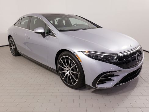 Used 2023 Mercedes-Benz EQS 580 4MATIC Sedan image 7