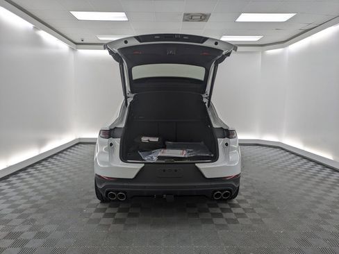 New 2026 Porsche Cayenne S image 20
