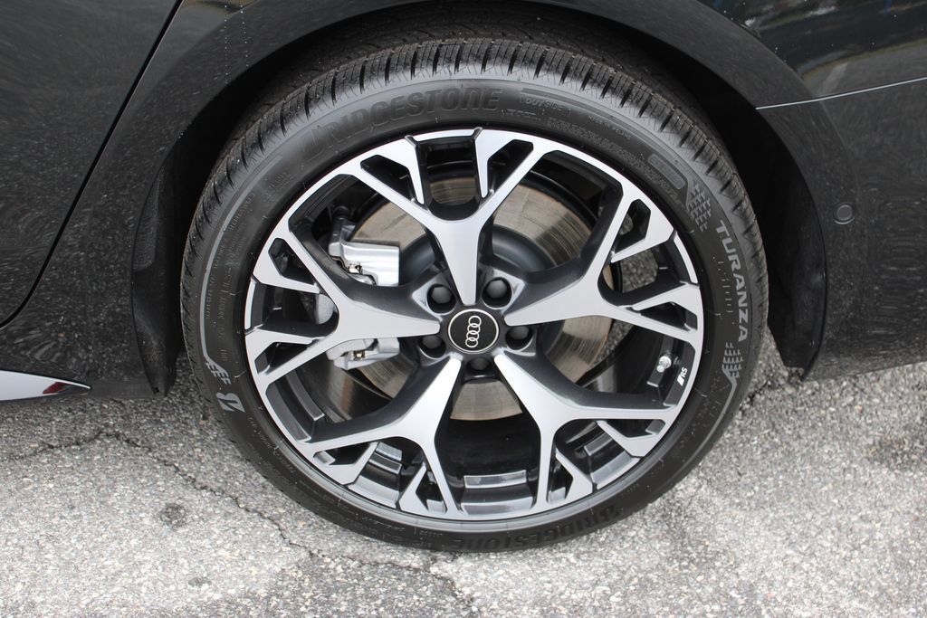 Used 2026 Audi A6 Premium Plus w/ Premium Plus Package AWD/4WD image 37