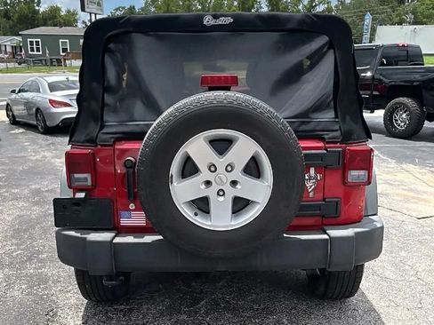 Used 2012 Jeep Wrangler Unlimited Sport AWD/4WD image 5