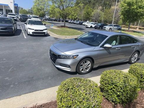 Used 2019 Honda Accord LX image 8