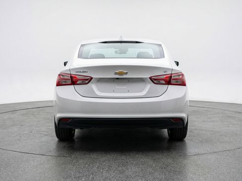Used 2024 Chevrolet Malibu LT image 7