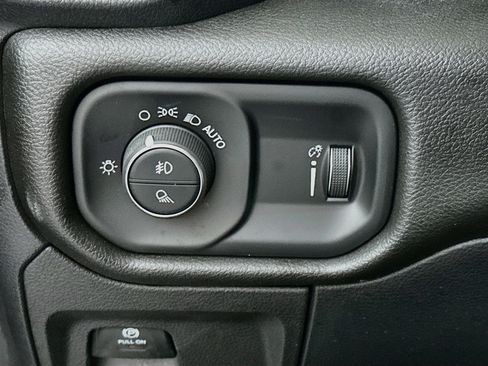 Used 2025 RAM 1500 Tradesman w/ Night Edition RWD image 17
