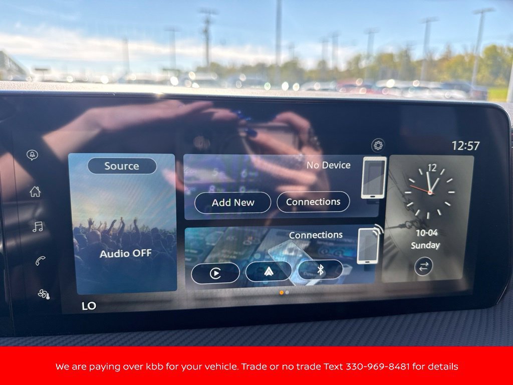 Certified 2025 Nissan Kicks SR AWD/4WD image 18
