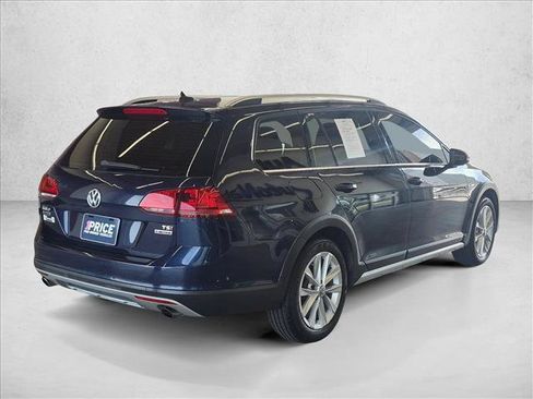Used 2017 Volkswagen Golf Alltrack S AWD/4WD image 5