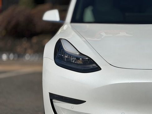 Used 2020 Tesla Model 3 Long Range image 4