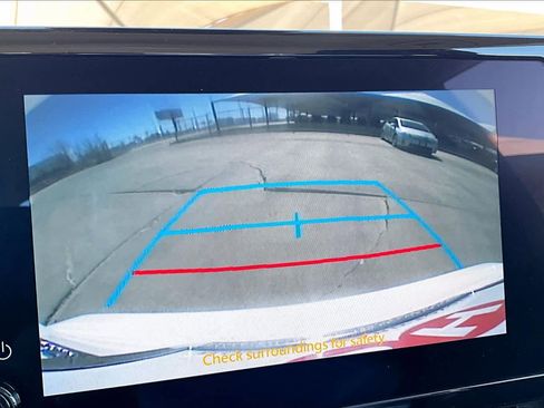 Used 2025 Toyota Corolla LE image 23