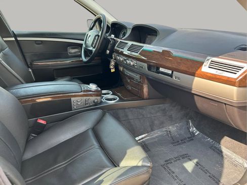 Used 2008 BMW 750Li image 34