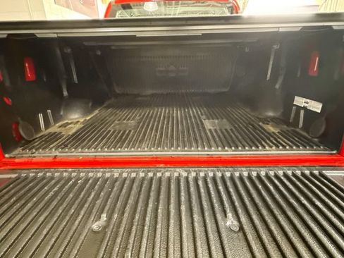 Used 2018 Ford F150 XLT w/ Equipment Group 302A Luxury AWD/4WD image 25