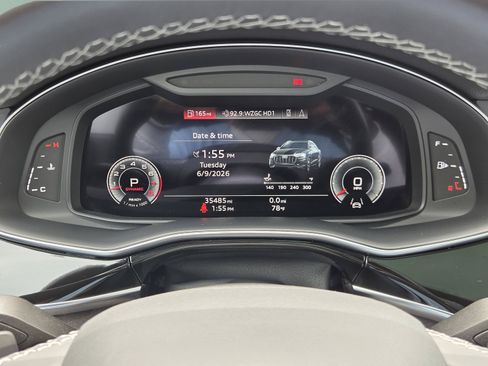 Used 2022 Audi Q8 Premium Plus w/ Premium Plus Package AWD/4WD image 32