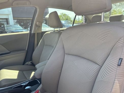 Used 2014 Honda Accord LX image 14