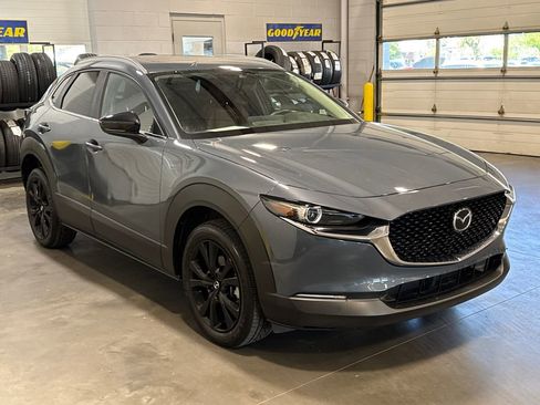 Used 2023 MAZDA CX-30 AWD 2.5 S w/ Preferred Package image 3