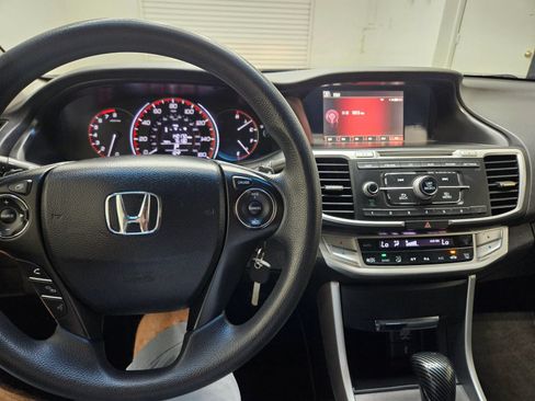 Used 2015 Honda Accord LX-S image 12