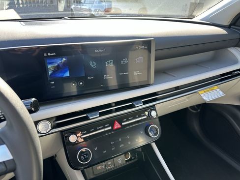 New 2026 Hyundai Tucson SEL image 11