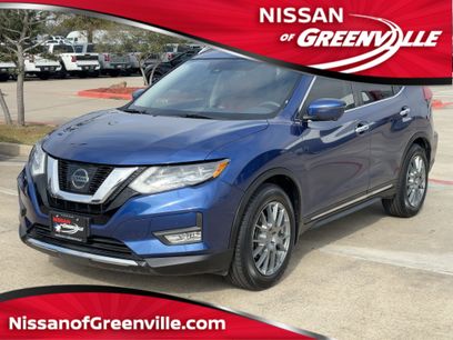 Used 2017 Nissan Rogue SL w/ SL Premium Package
