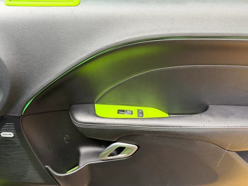 Used 2019 Dodge Challenger R/T Scat Pack RWD image 12