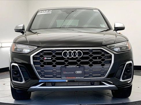 Certified 2022 Audi SQ5 Premium image 3