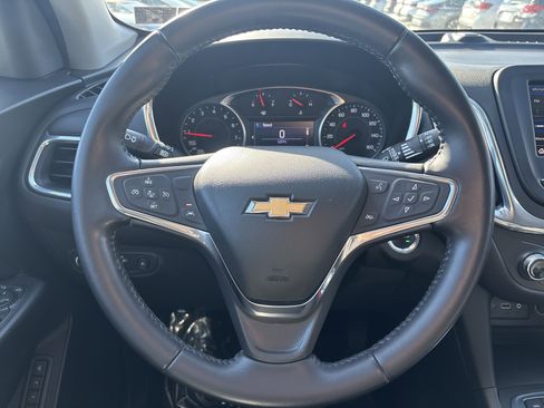 Used 2020 Chevrolet Equinox LT w/ Sport Edition image 21