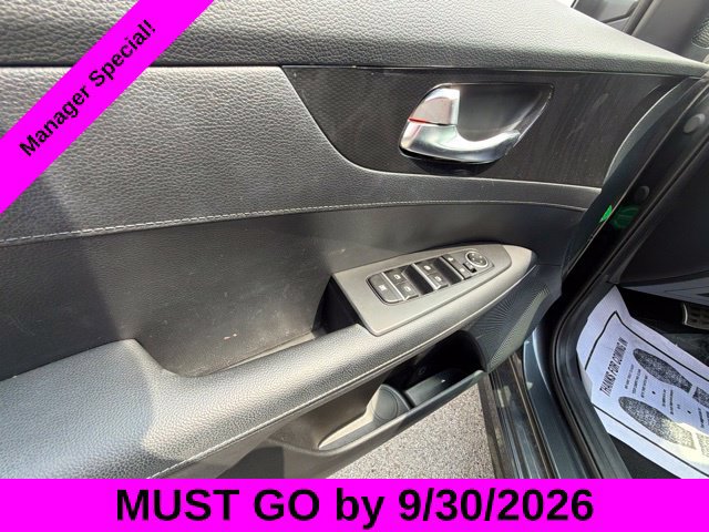 Used 2024 Kia Forte GT-Line FWD image 41