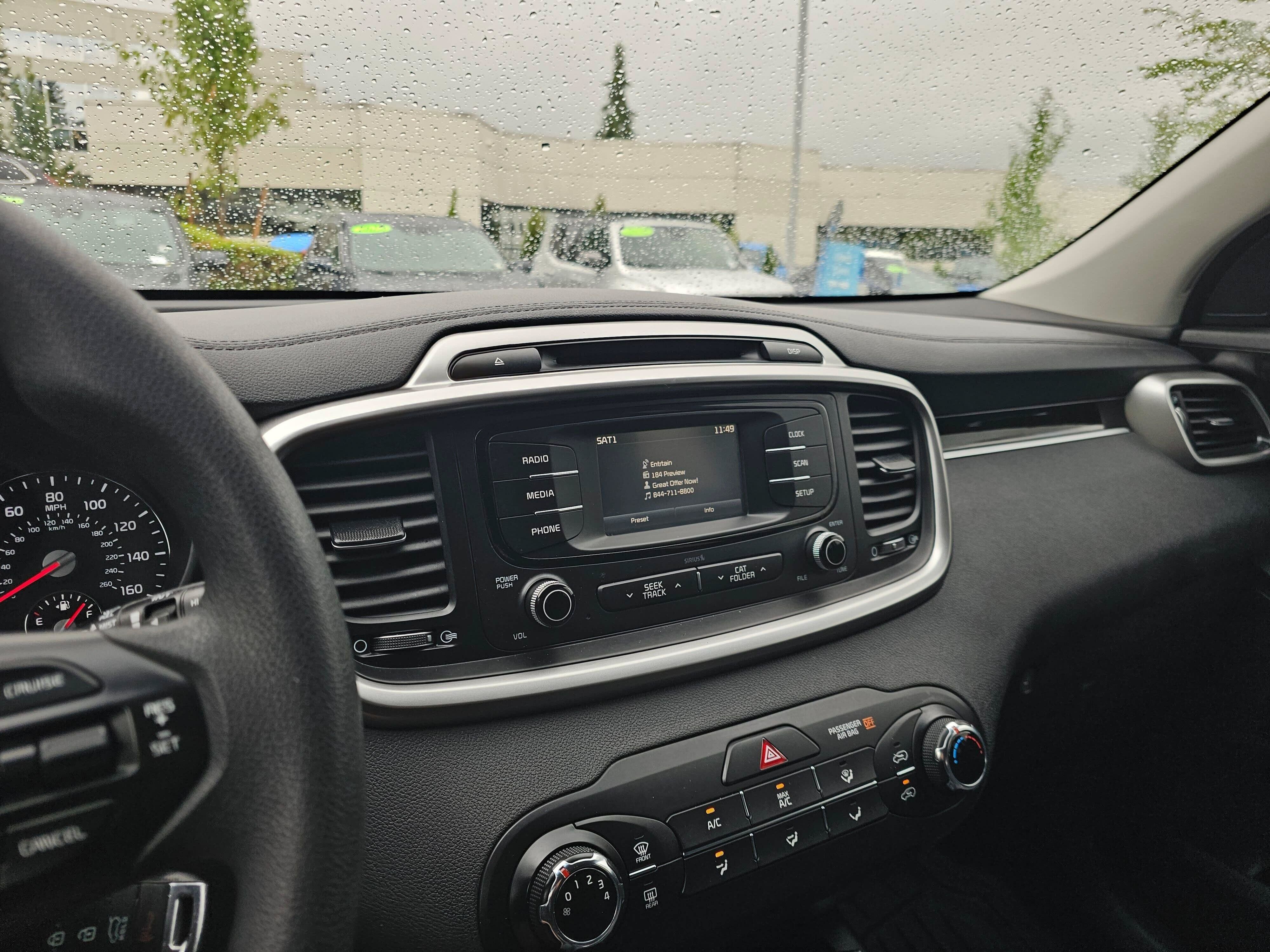 Used 2017 Kia Sorento FWD image 27