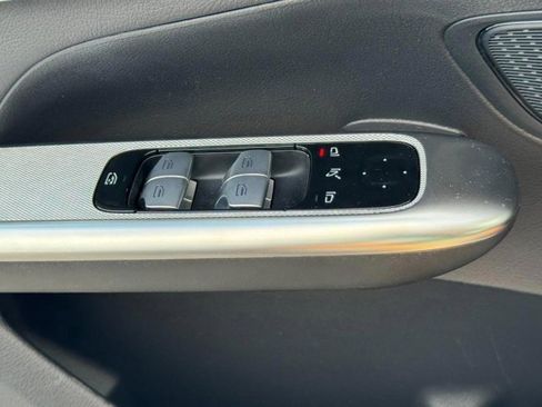 Certified 2025 Mercedes-Benz GLC 350e 4MATIC image 26