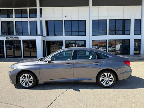 Used 2019 Honda Accord LX image 8