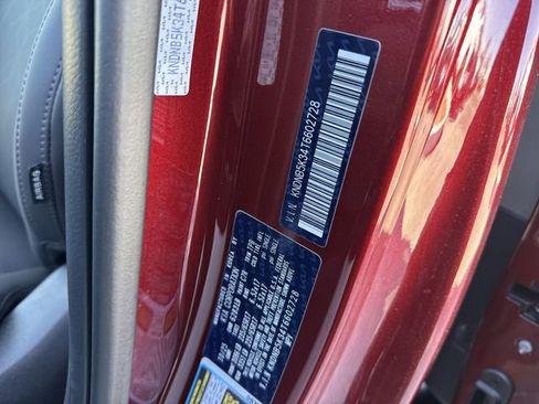 New 2026 Kia Carnival FWD image 36