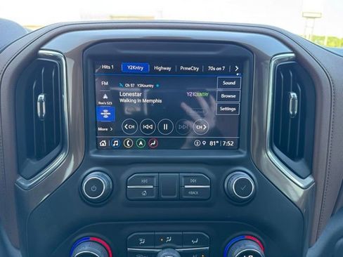 Used 2022 Chevrolet Silverado 3500 High Country w/ Z71 Off-Road Package AWD/4WD image 3