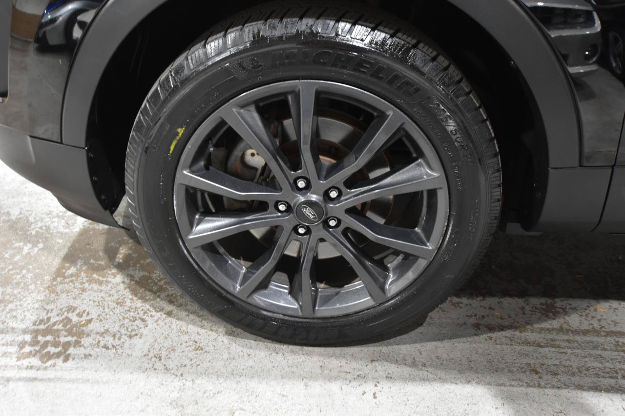 Used 2017 Ford Explorer XLT w/ Equipment Group 202A AWD/4WD image 49