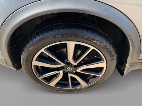 Used 2017 Nissan Rogue Sport SL image 18