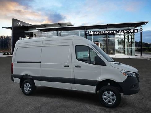 New 2026 Mercedes-Benz Sprinter 2500 image 1
