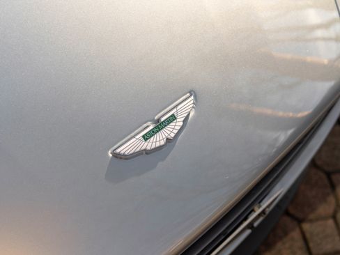 Used 2015 Aston Martin V8 Vantage GT image 19