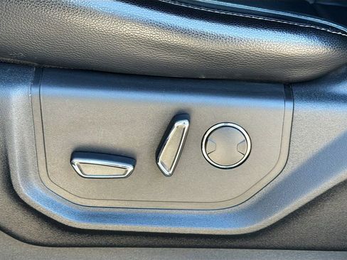 Used 2018 Ford F250 Lariat w/ Chrome Package image 23