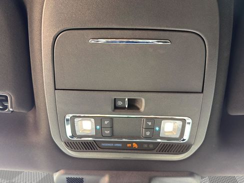 Used 2021 Ford F150 Lariat image 23