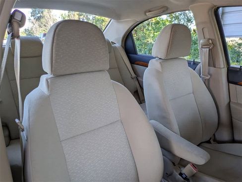 Used 2009 Chevrolet Aveo LT image 6